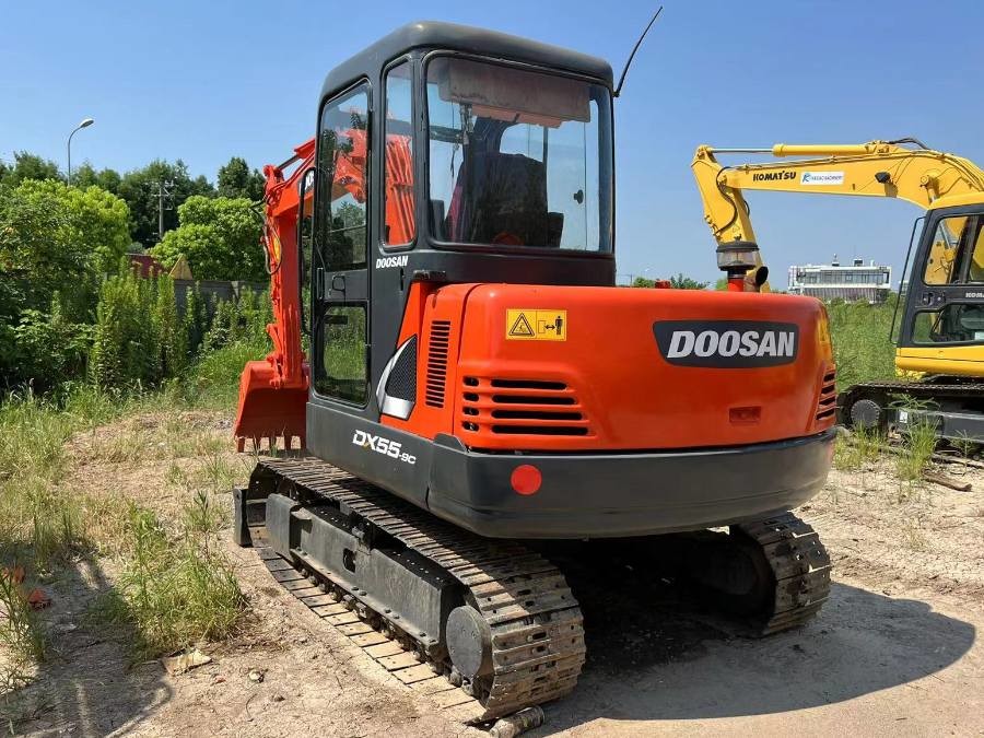 کره استفاده شده Doosan Excavator برای فروش دست دوم DX55-9C ماشین آلات Jindongyu